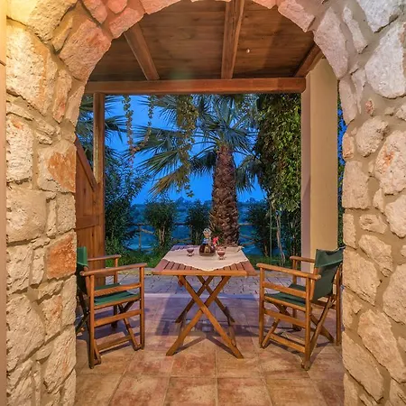 مزرعة للإقامة Myrties Stone - Ta Petrina *