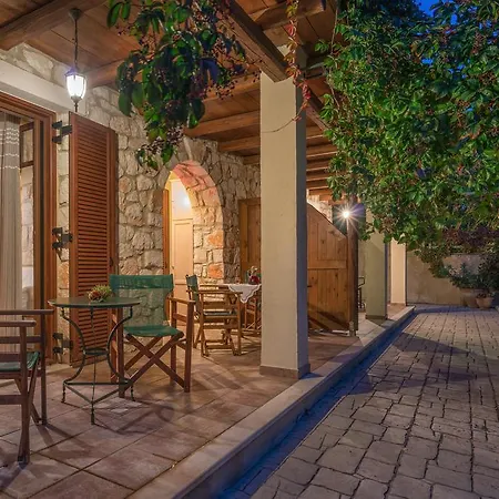 Myrties Stone - Ta Petrina Vasilikí