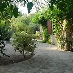 Pensiune agroturistice Myrties Stone - Ta Petrina *